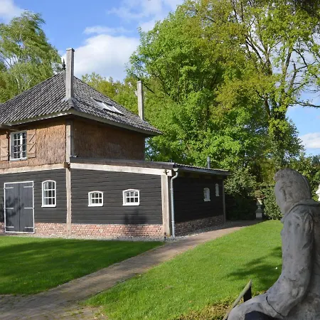 Cozy In With Sauna Vakantiehuis