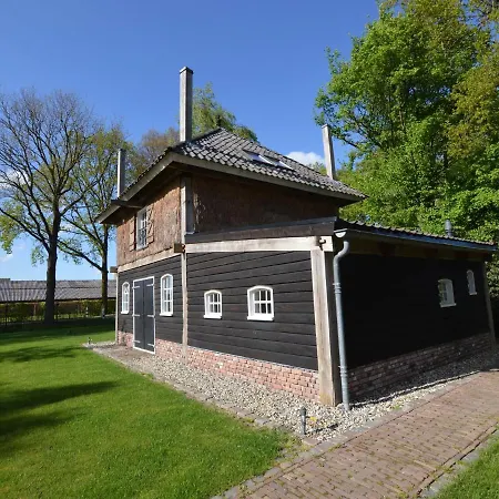 Vakantiehuis Cozy In With Sauna *
