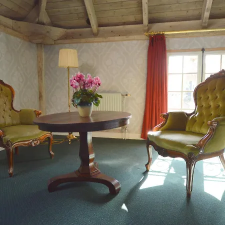 Vakantiehuis Cozy In With Sauna Volkel